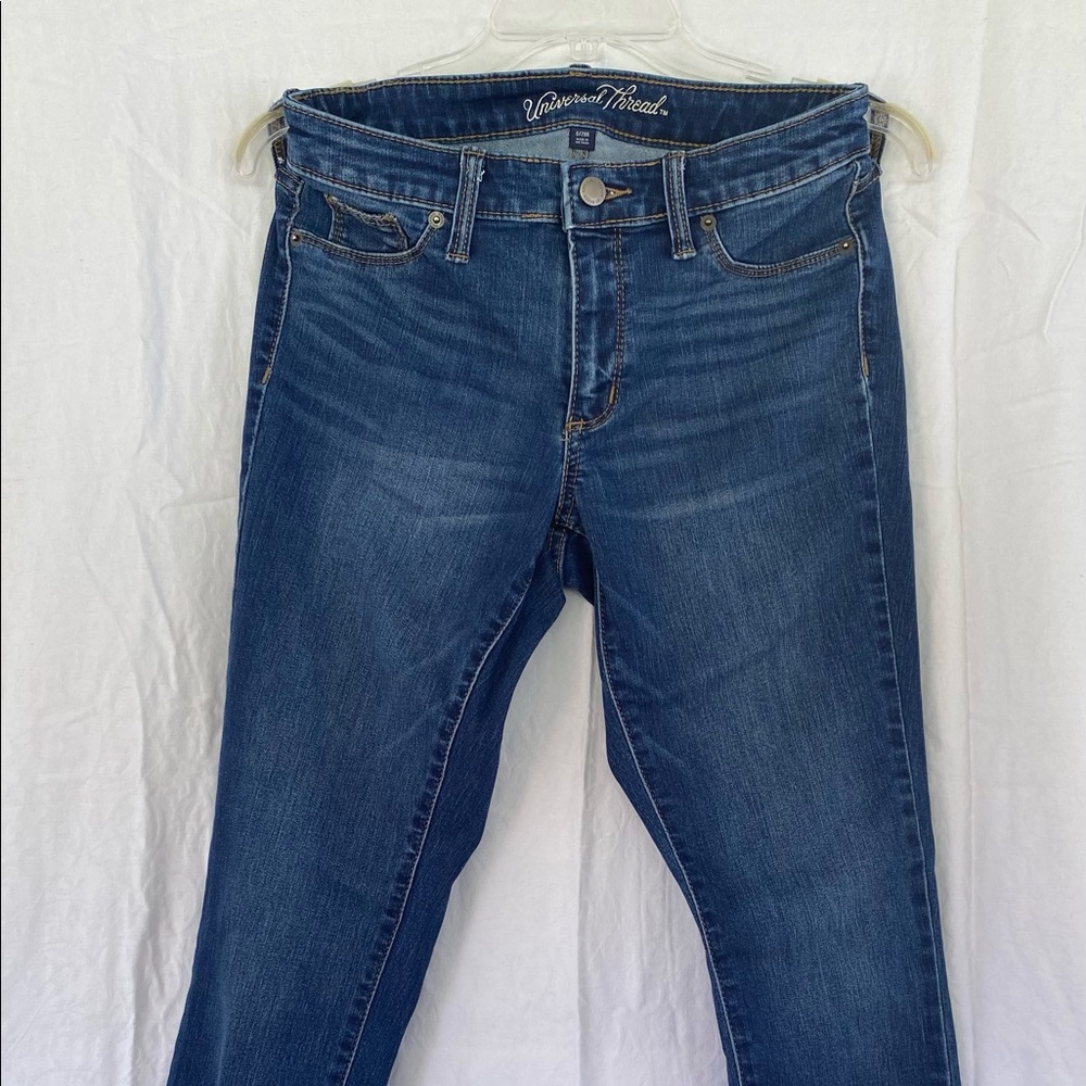 Universal Thread Mid-Rise Jeans